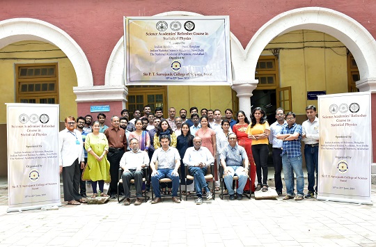 Refresher Course in Statistical Physics - 2019